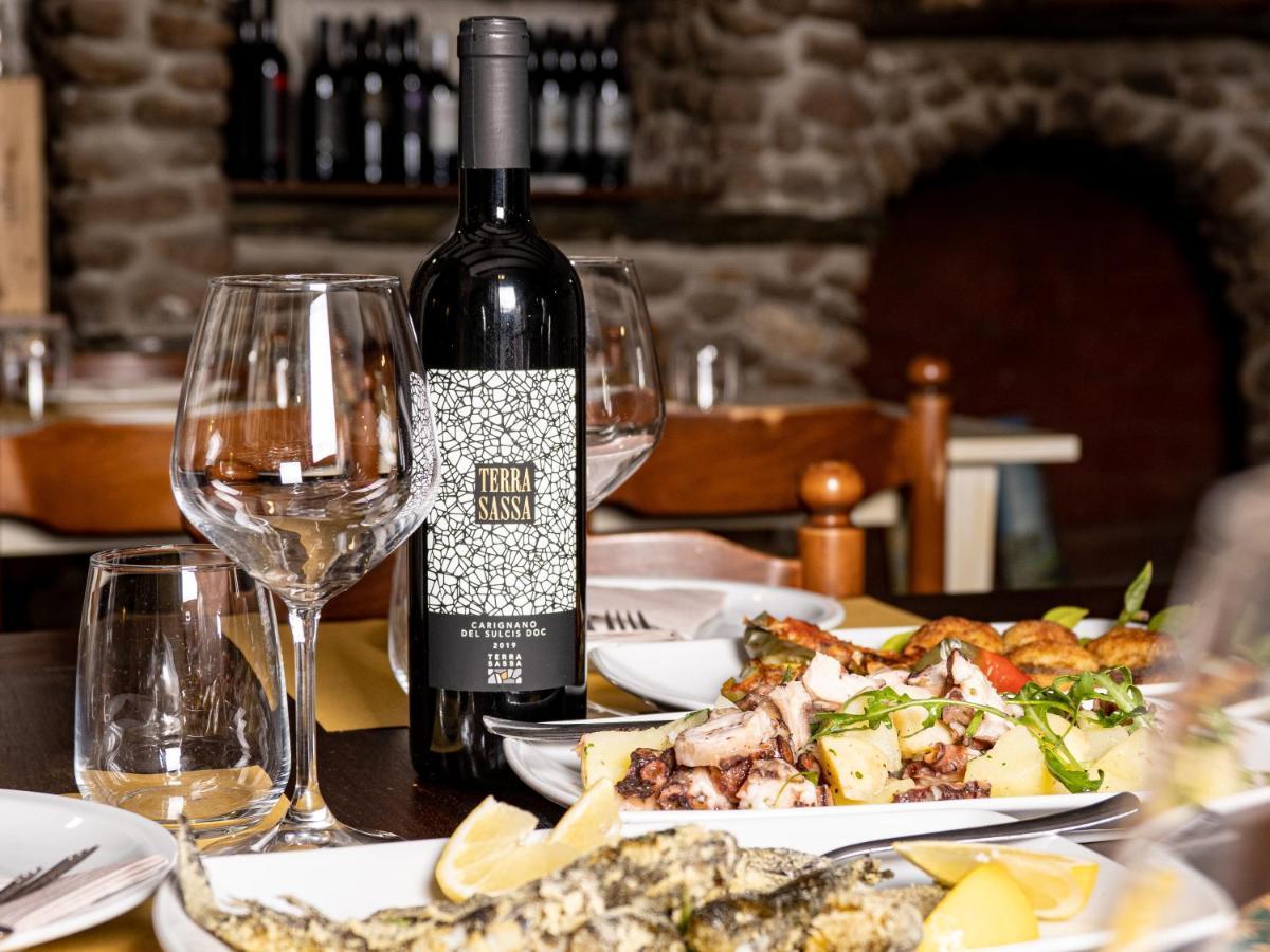 Albergo Ristorante Locanda Rosella Giba Bagian luar foto