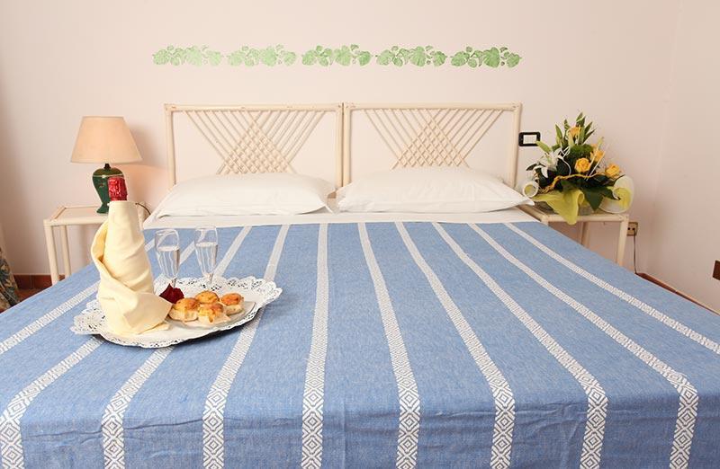Albergo Ristorante Locanda Rosella Giba Bagian luar foto